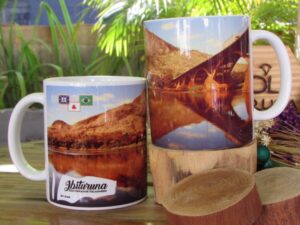 souvenir de governador valadares (MG): caneca Ibituruna e ponte São Raimundo